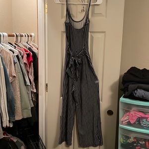 Women’s jumpsuit- size S